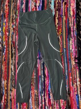 Lululemon Sage High-Rise Reflective Crop Leggings